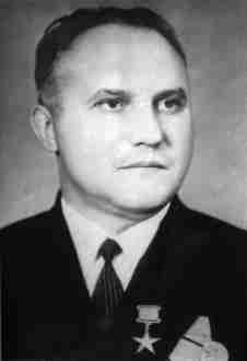 Петров Виктор Данилович
